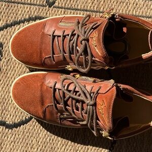 Giuseppe Zanotti brown mens zip / lace boots Great condition; wear shown in pics